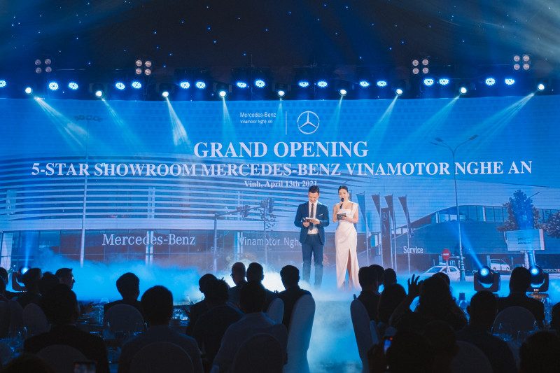 Lễ khai trương Showroom Mercedes - Benz 5 sao hiện đại bậc nhất Đông Nam Á