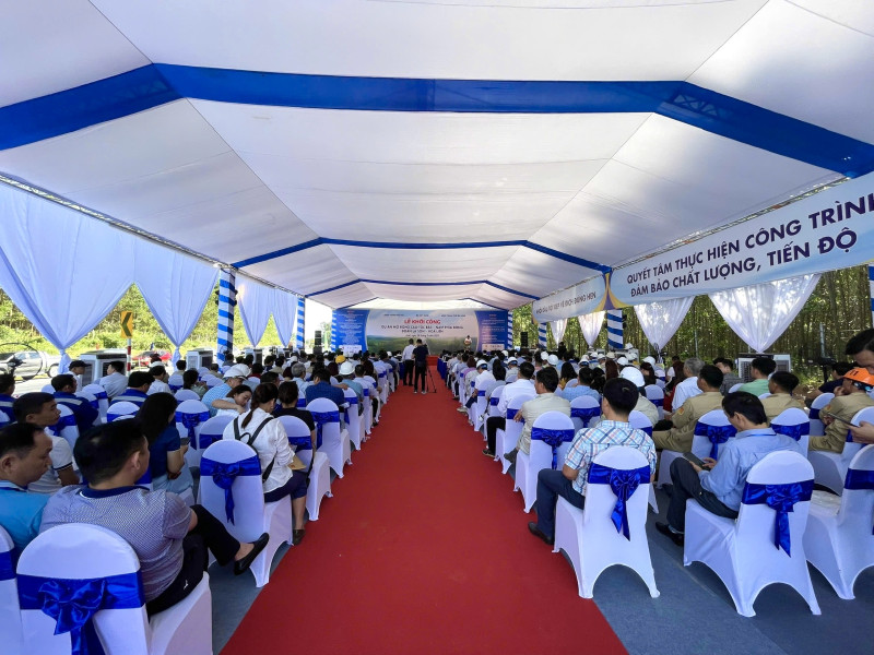 Lễ khởi công dự án mở rộng cao tốc Bắc - Nam phía Đông đoạn La Sơn - Hoà Liên 2